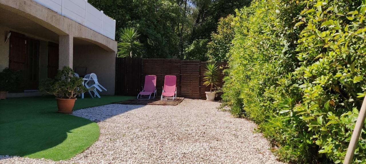 Studio L'Agasso Prouvenco Appartement La Crau Buitenkant foto